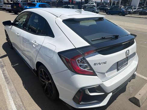 Used 2021 Honda Civic Sport image 8