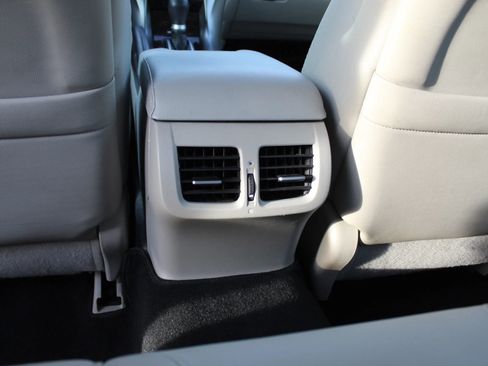 Used 2009 Acura TL FWD image 20
