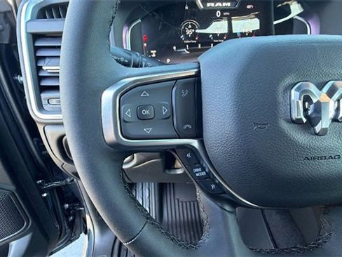 New 2026 RAM 1500 4x4 Crew Cab image 28