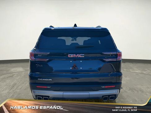 Used 2025 GMC Acadia Elevation image 5