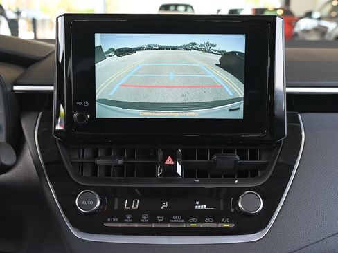Used 2024 Toyota Corolla LE FWD image 25