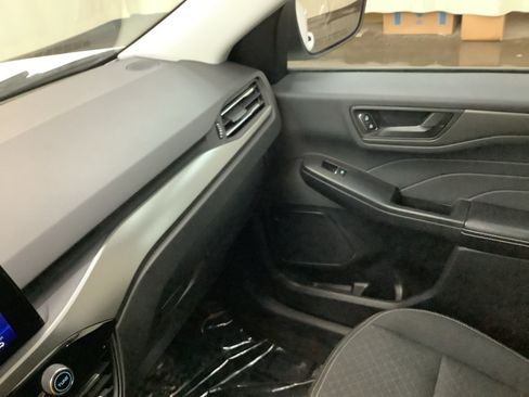 Used 2025 Ford Escape Active FWD image 20