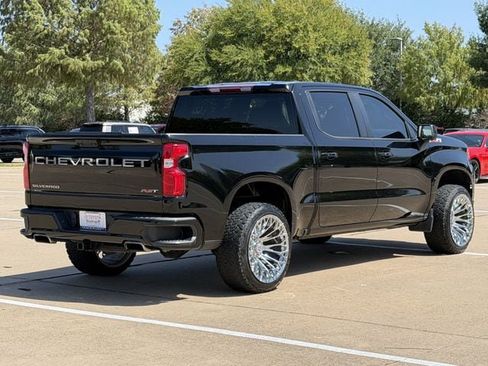 Used 2022 Chevrolet Silverado 1500 RST w/ Z71 Off-Road Package AWD/4WD image 4