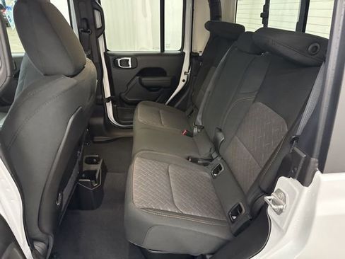 New 2026 Jeep Gladiator Mojave image 5