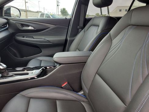 Certified 2024 Buick Envista Sport Touring w/ Convenience I Package image 18