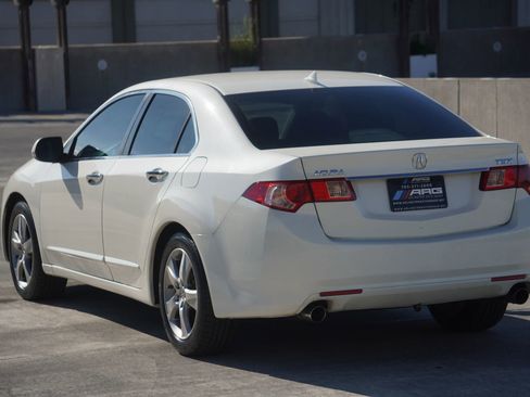 Used 2011 Acura TSX Sedan image 10
