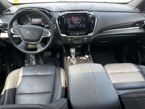 Used 2023 Chevrolet Traverse RS w/ LPO, Cargo Package AWD/4WD image 12