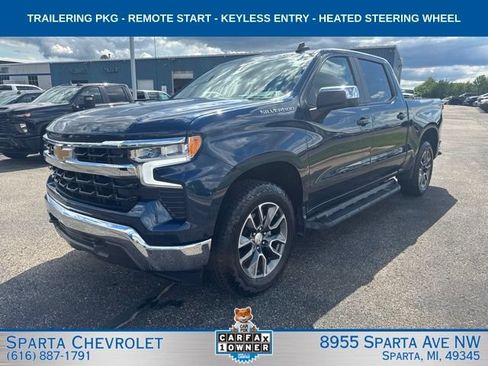 Used 2023 Chevrolet Silverado 1500 LT AWD/4WD image 7