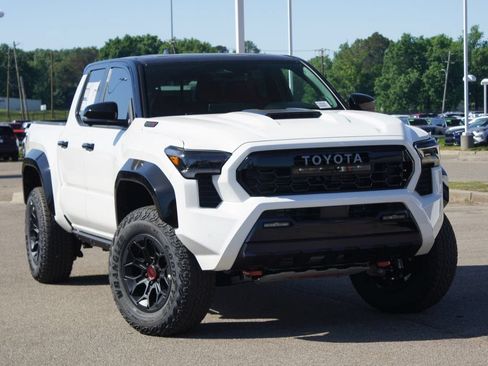 Certified 2026 Toyota Tacoma TRD Pro AWD/4WD image 31