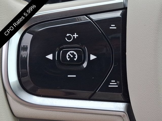 Certified 2024 Volvo XC60 B5 Plus w/ Protection Package Premier AWD/4WD image 26