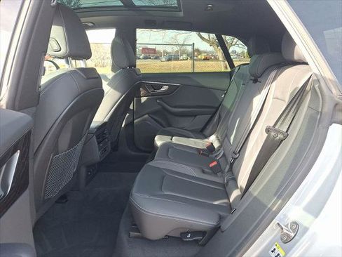 Certified 2023 Audi Q8 Premium image 10