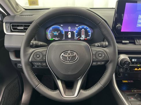 Used 2025 Toyota RAV4 Limited w/ Advanced Technology Package image 5