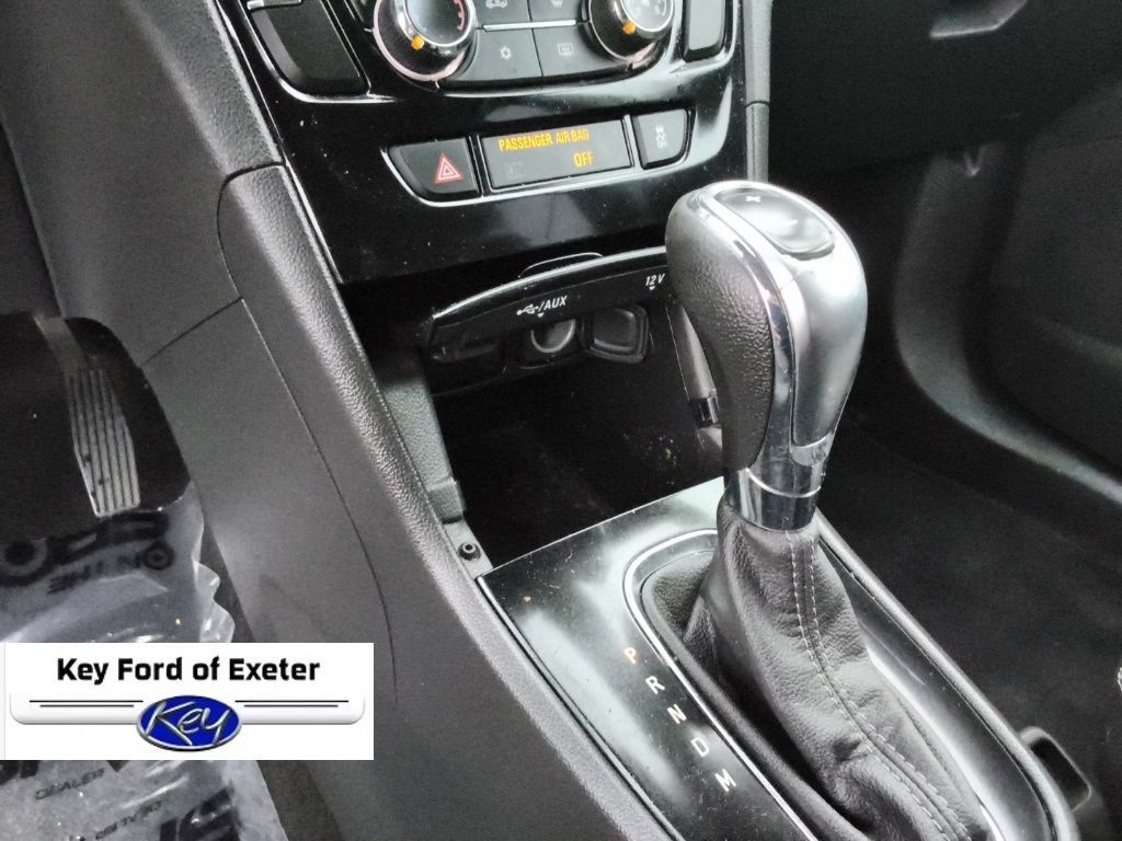 Used 2020 Buick Encore Preferred FWD image 32