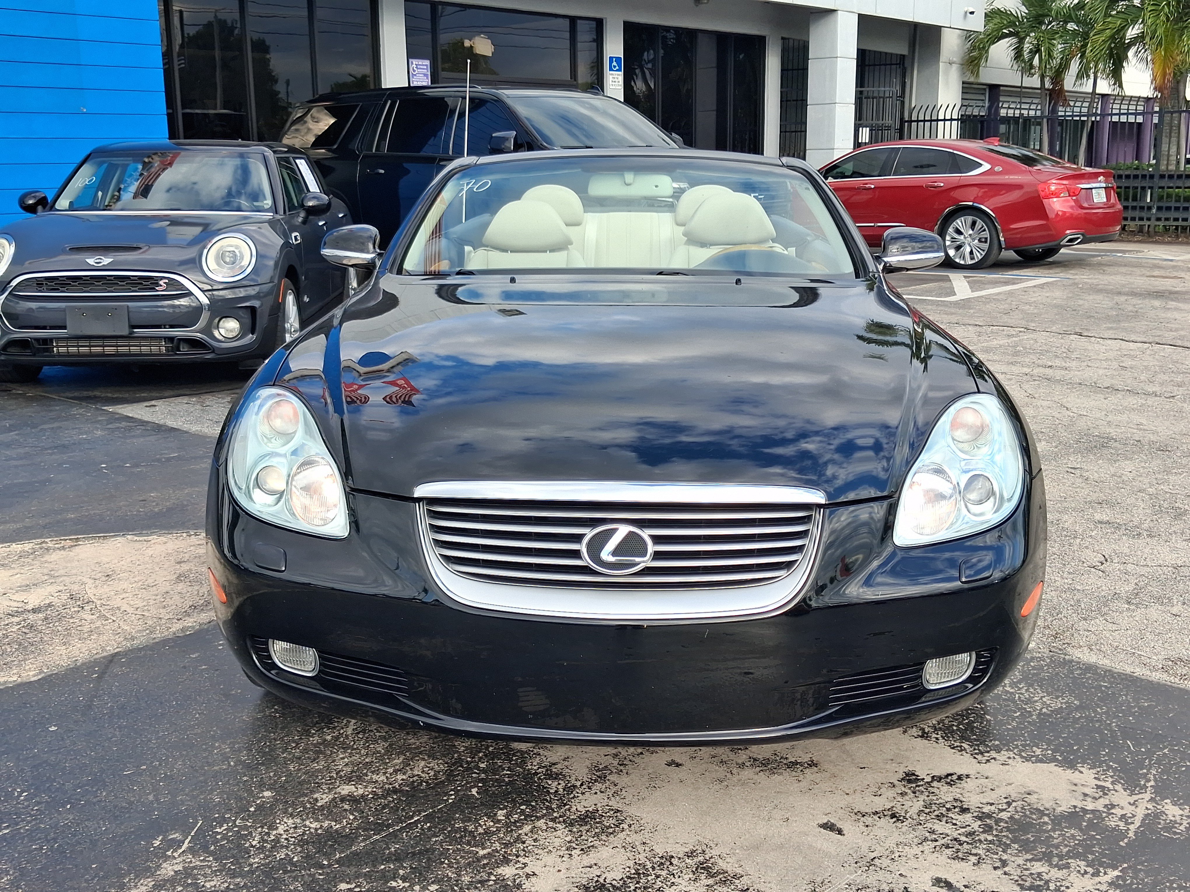 Used 2005 Lexus SC 430 Convertible RWD image 3
