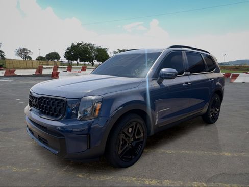 Certified 2025 Kia Telluride EX X-Line AWD/4WD image 5
