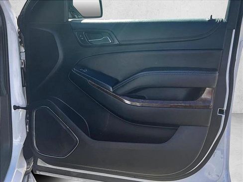 Used 2018 Chevrolet Tahoe LS image 15