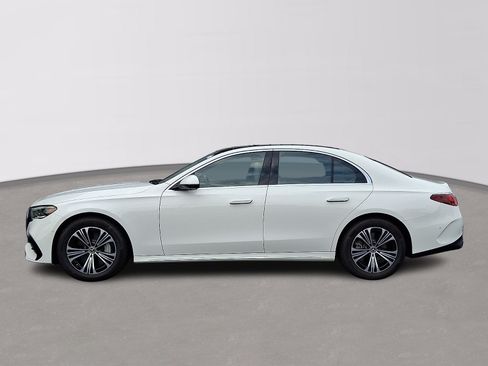 Used 2025 Mercedes-Benz E 450 4MATIC Sedan image 7