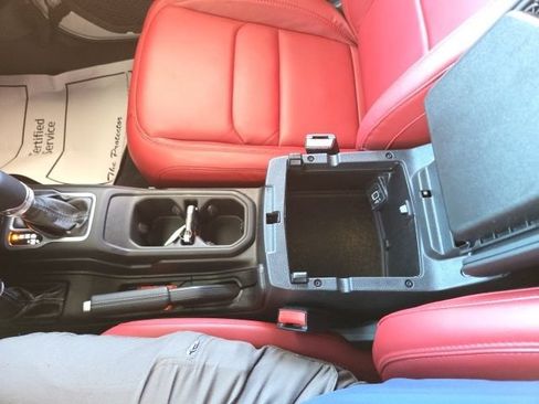 Used 2024 Jeep Wrangler Unlimited Rubicon 392 AWD/4WD image 75