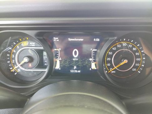 Used 2024 Jeep Wrangler Unlimited Rubicon 392 AWD/4WD image 20