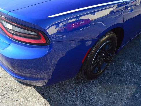 Used 2021 Dodge Charger SXT RWD image 9