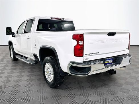 Used 2024 Chevrolet Silverado 2500 LT image 5