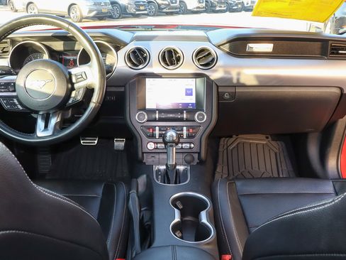 Used 2022 Ford Mustang Premium image 11