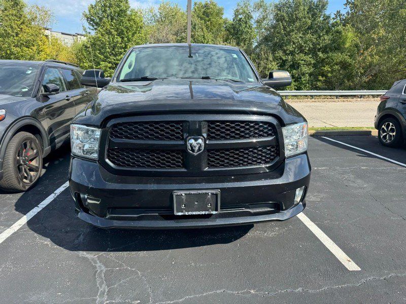 Used 2015 RAM 1500 Express AWD/4WD image 3