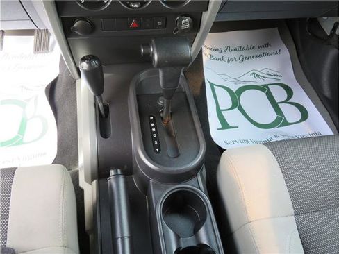 Used 2007 Jeep Wrangler X image 22