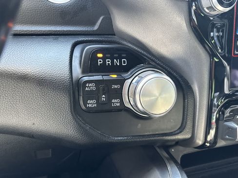 Used 2021 RAM 1500 Laramie AWD/4WD image 16