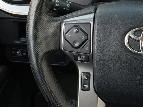 Used 2016 Toyota Tacoma SR5 w/ Towing Package RWD image 16