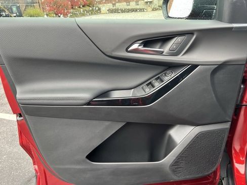 New 2026 Chevrolet Equinox LT w/ Midnight Edition image 12