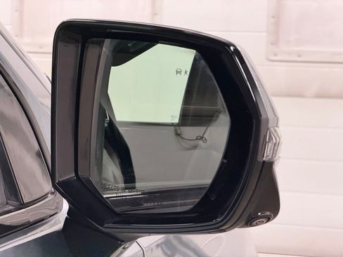 Certified 2023 Chevrolet Suburban RST w/ Luxury Package image 14