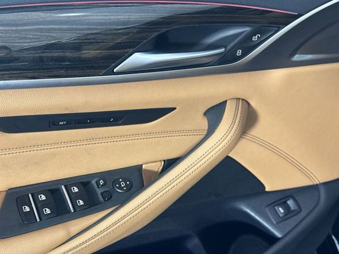 Used 2023 BMW 530i xDrive w/ Convenience Package image 13