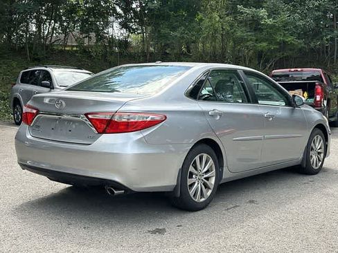 Used 2015 Toyota Camry XLE w/ Convenience Package FWD image 21
