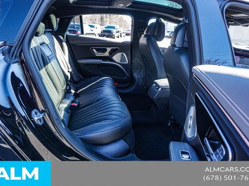 Used 2022 Mercedes-Benz EQS 580 4MATIC Sedan image 21