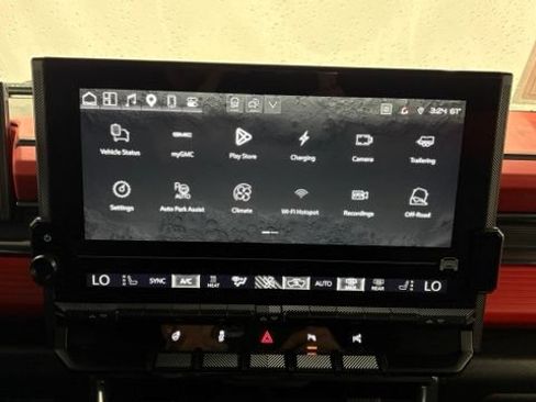 Used 2026 GMC Hummer EV 3X w/ Carbon Fiber Edition Package AWD/4WD image 38