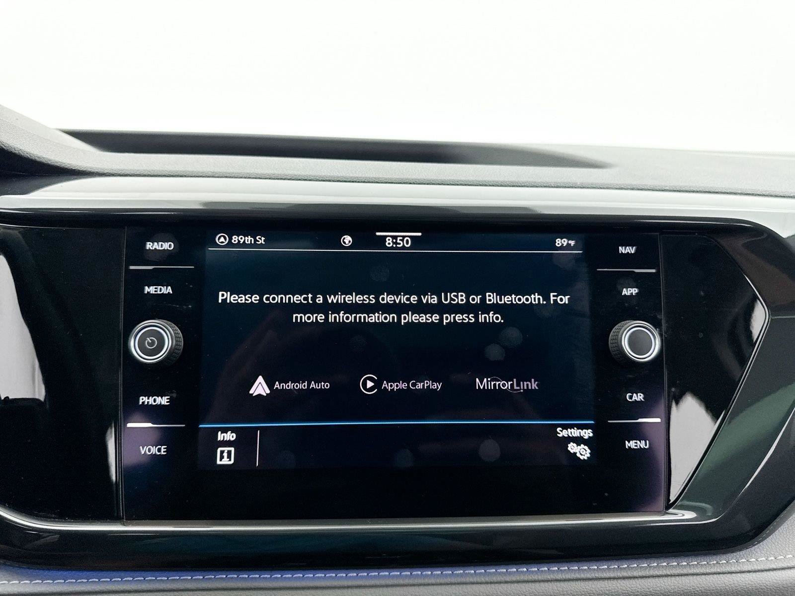 Used 2022 Volkswagen Taos SEL w/ Panoramic Sunroof Package FWD image 20