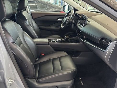 Used 2023 Nissan Rogue SL w/ SL Premium Package AWD/4WD image 9