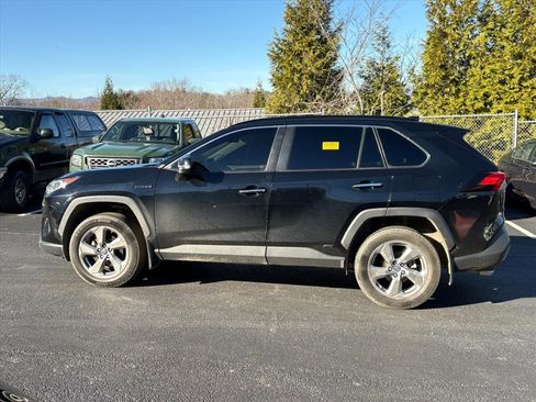 Used 2019 Toyota RAV4 Limited image 4