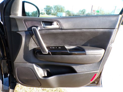 Used 2022 Kia Sportage Nightfall Edition w/ Nightfall Fwd Premium Package image 22