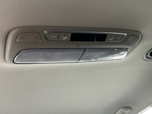 Used 2023 Kia Telluride S image 27