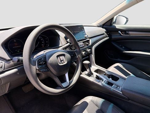 Used 2019 Honda Accord LX image 7
