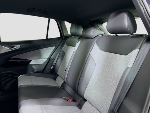 New 2026 Volkswagen ID.4 Pro image 23