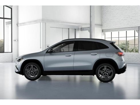New 2026 Mercedes-Benz GLA 250 4MATIC image 33