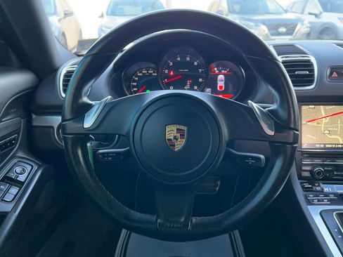 Used 2016 Porsche Cayman image 19