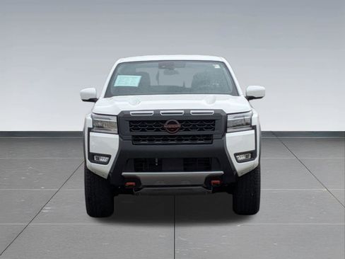 Used 2025 Nissan Frontier PRO-4X w/ Pro Convenience Package image 8