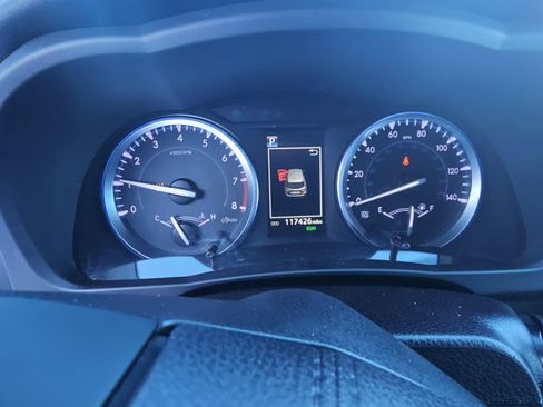 Used 2018 Toyota Highlander XLE image 15