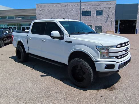 Used 2020 Ford F150 Lariat w/ Equipment Group 502A Luxury AWD/4WD image 2
