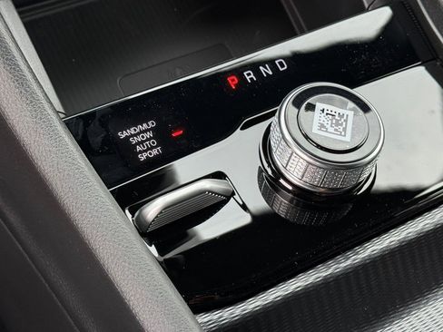 New 2025 Jeep Grand Cherokee L Limited w/ Luxury Tech Group II image 31