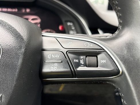 Used 2018 Audi Q7 3.0T Premium Plus AWD/4WD image 33